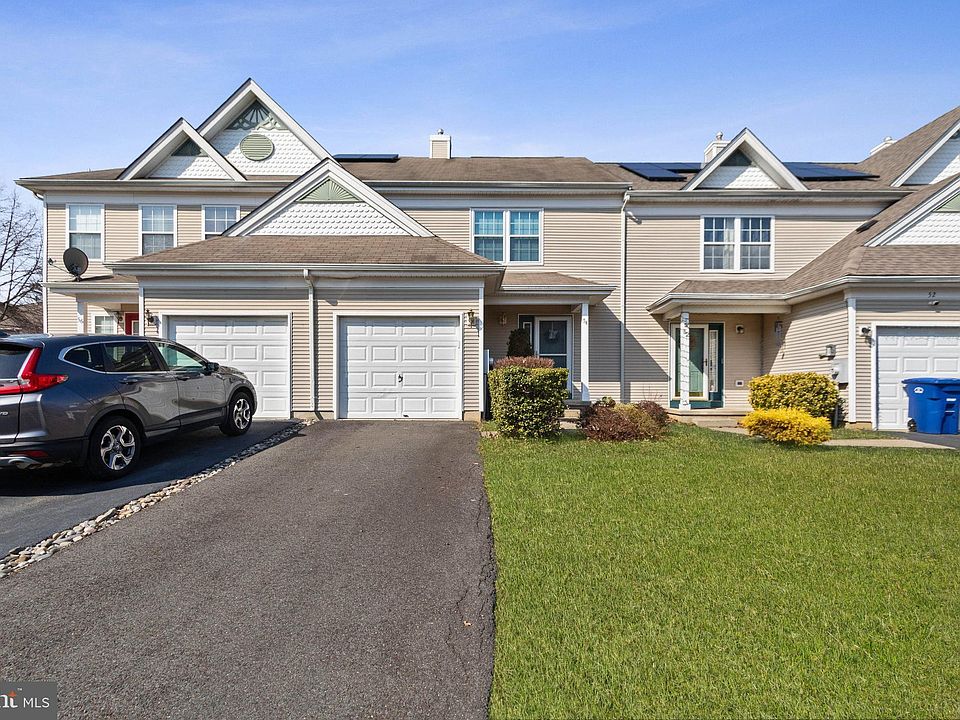 1st image of 54 Tattersall Dr