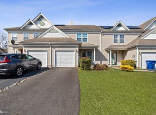 54 Tattersall Dr, Burlington, NJ 08016