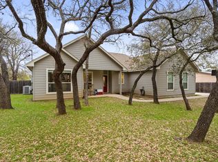 107 E Dawn Dr, Johnson City, TX 78636