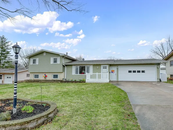 409 Farmer St, Pella, IA 50219