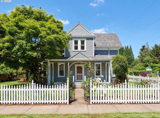 3485 5th St, Hubbard, OR 97032