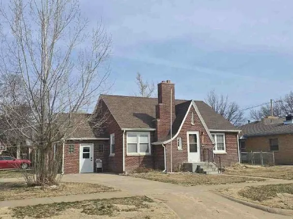 309 W Wilberforce St, Norton, KS 67654