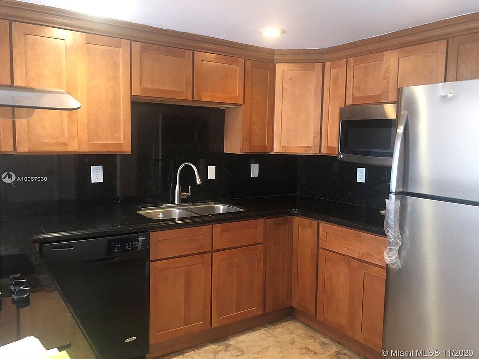1st image of 12105 NE 11th Pl APT 104