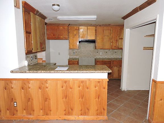 5th image of 2354 John McCoy Dr