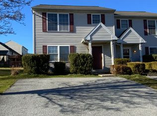 202 Elmshire Dr, Lancaster, PA 17603