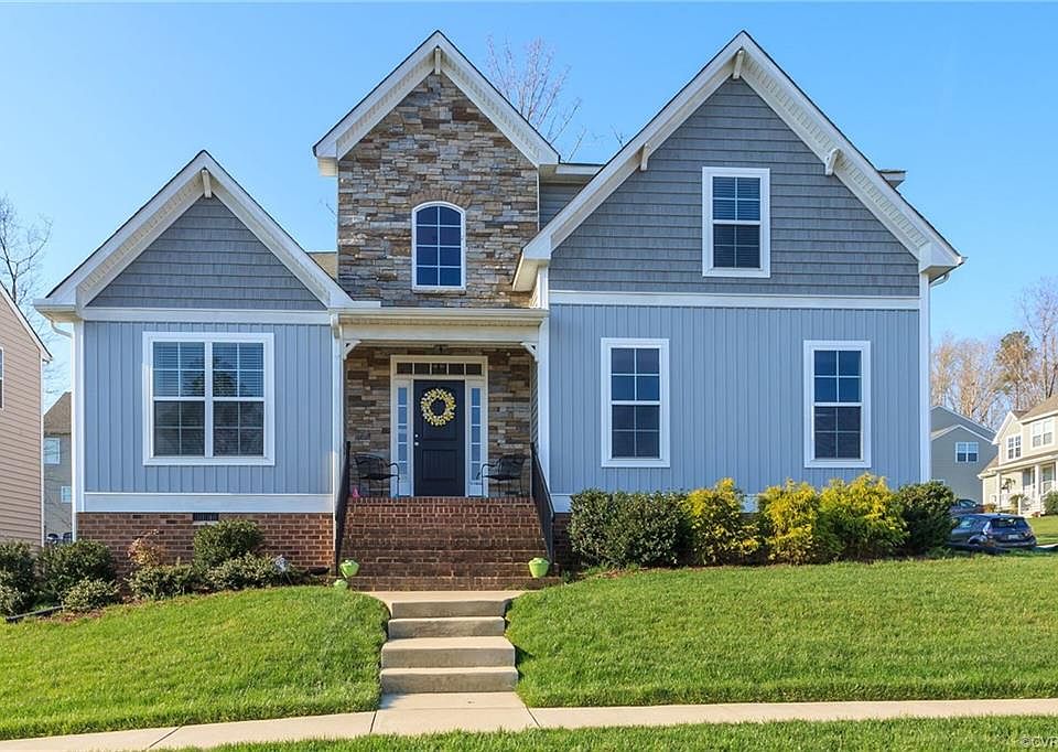 1st image of 513 Paddle Creek Dr
