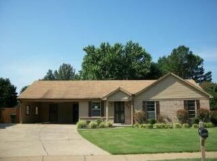 6793 Sprucehill Dr, Bartlett, TN 38135