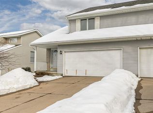 1409 Kodiak Ct, Coralville, IA 52241
