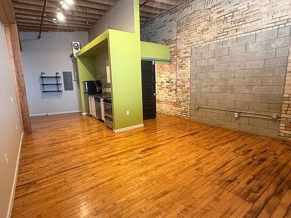 5th image of 146 S River Ave APT 207