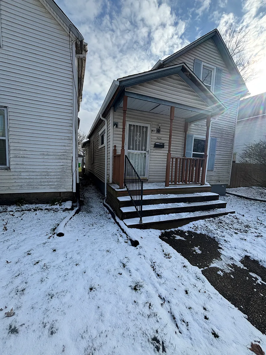 Building Photo - 564 W Hopocan Ave