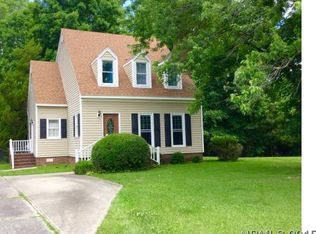 4300 Haywood Farms Rd, New Bern, NC 28562