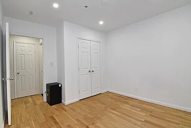 Rented by Ledvech Group