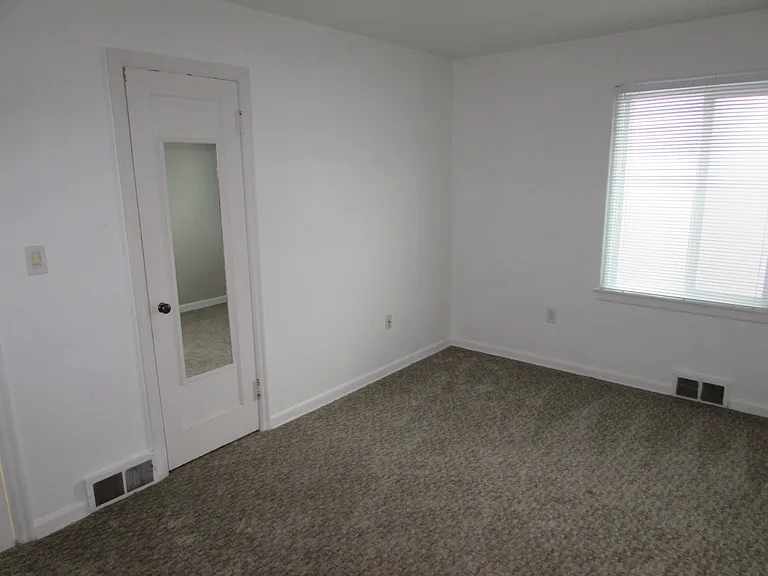 602 N 11th St #2 — Photo 9
