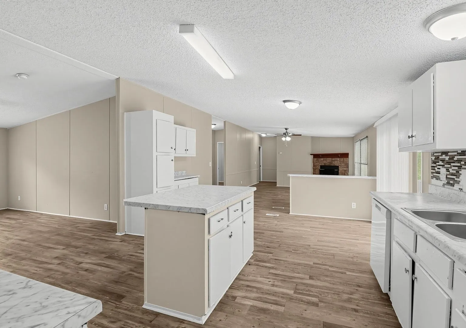 Spacious 5BR Duplex in Augusta — Photo 3