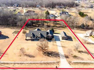 626 Beth Rd, New Market, AL 35761