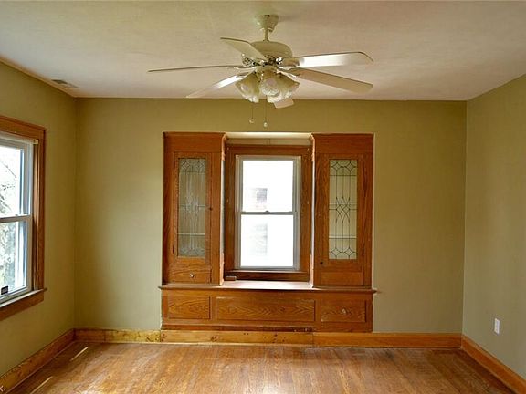 5th image of 175 N Osborn Ave