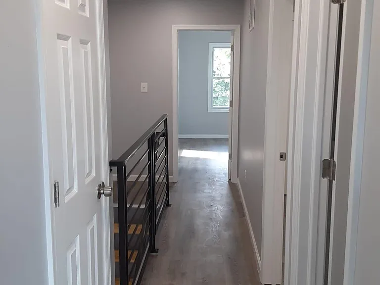 574 E Herman St — Photo 21