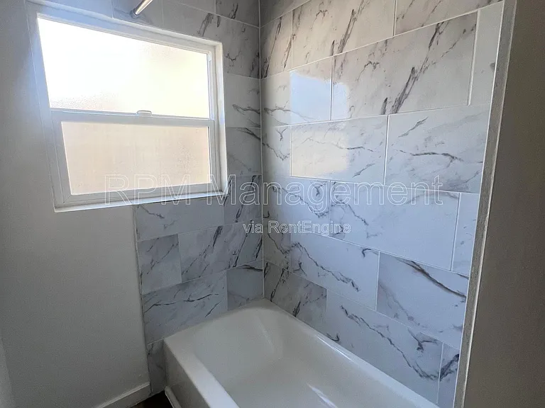 904 S Catalina St #11 — Photo 7