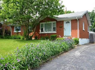 231 Sutton Pl, Lexington, KY 40504