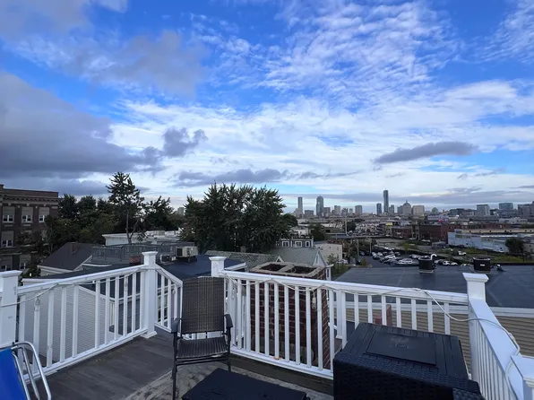 325 Dorchester St #2, Boston, MA 02127