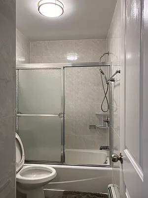 Rented by Winzone Realty Inc | media 11