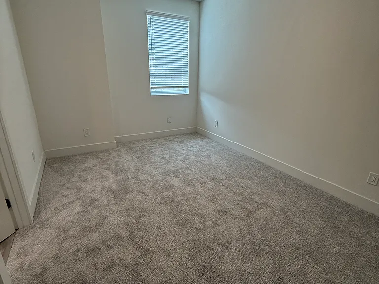 4410 Redstart Ln — Photo 10