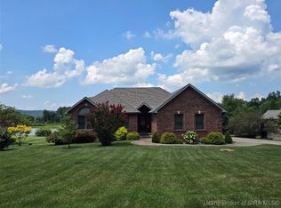 201 Money Hollow Rd, Borden, IN 47106