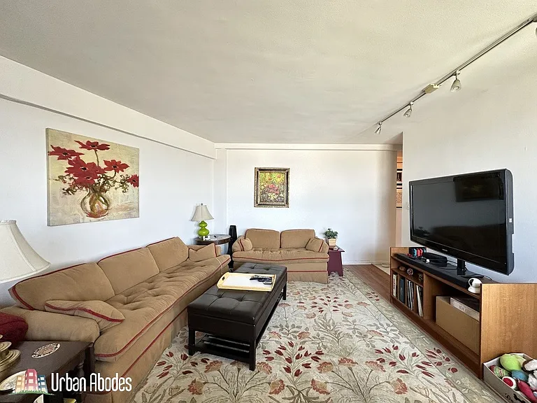 3410 N Lake Shore Dr #12F — Photo 4
