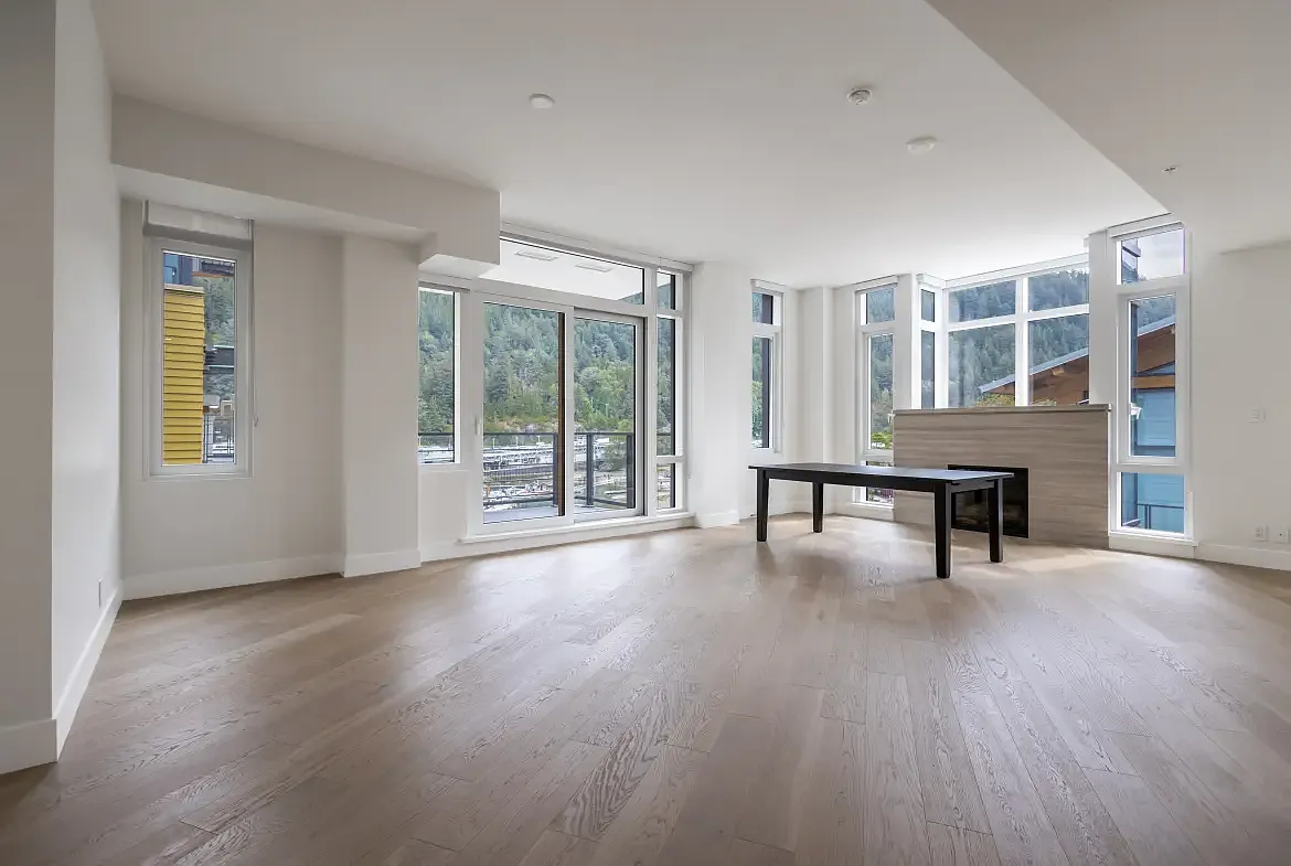 2 bed, 1318 sqft, $6,000 — Photo 3