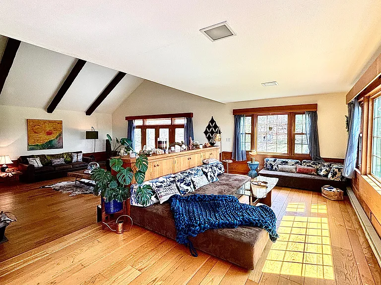 Bean Rd — Photo 3