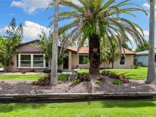 19085 Coconut RD, FORT MYERS, FL 33967