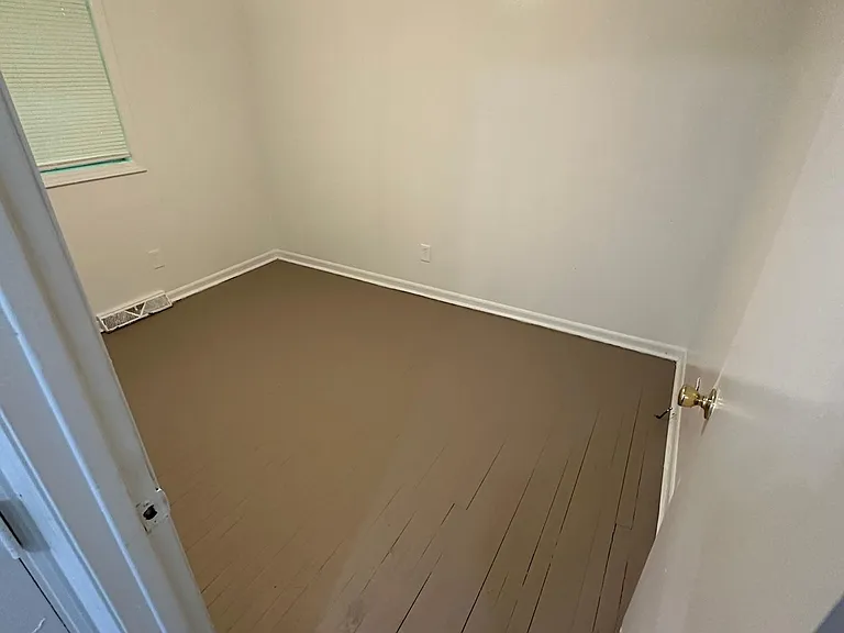 705 Glover St #D — Photo 8