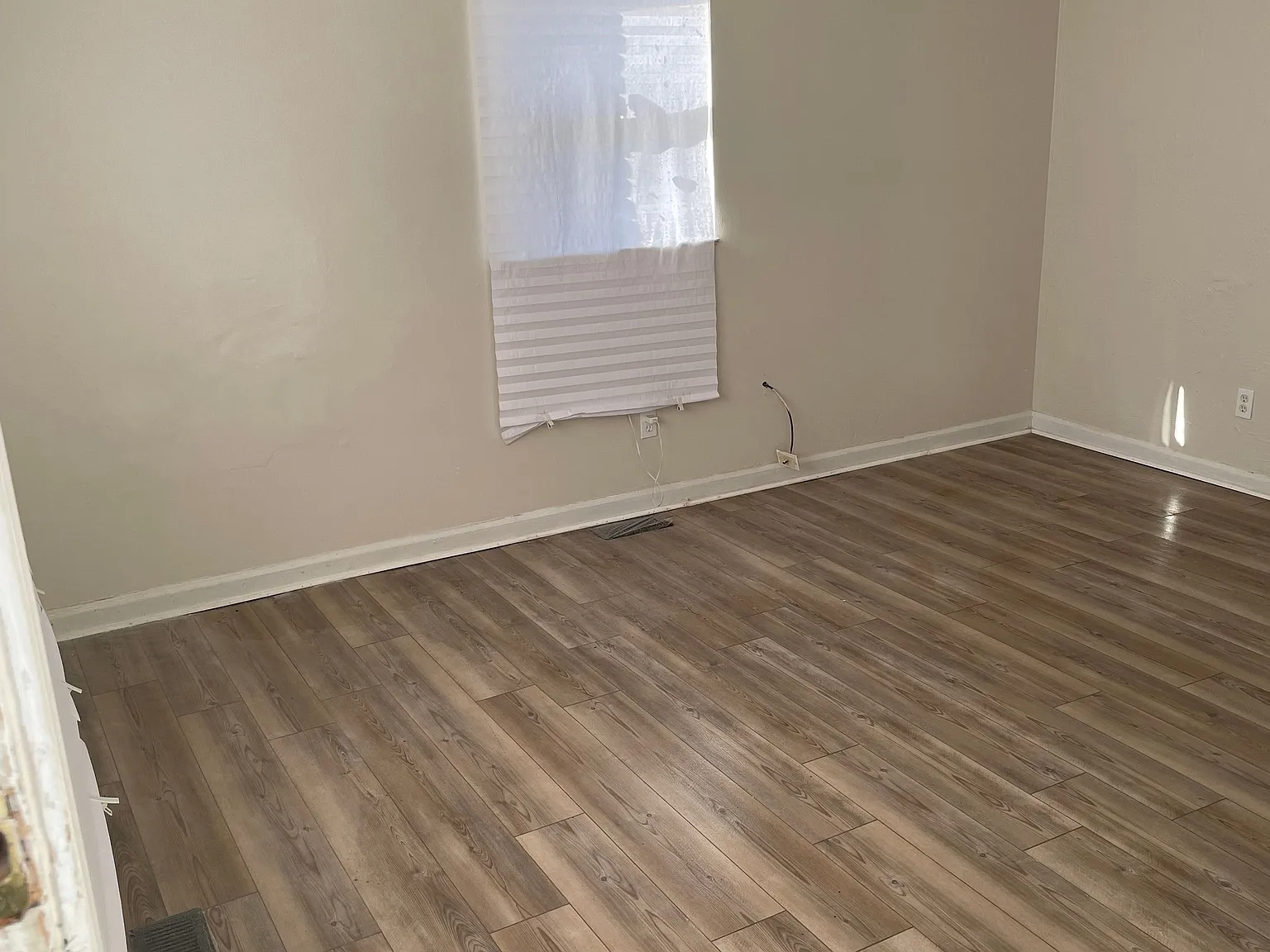 2 bed, 1.5 bath, 1000 sqft, $1,000 — Photo 4