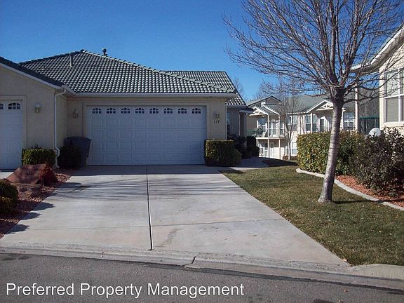 2nd image of 117 N Turnbury Ln