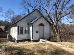 1710 N 36th St, Omaha, NE 68111