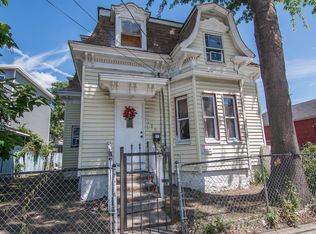 120 Abbott St, Lawrence, MA 01843