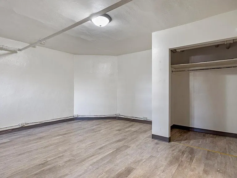 722 N 5th St #LL — Photo 3