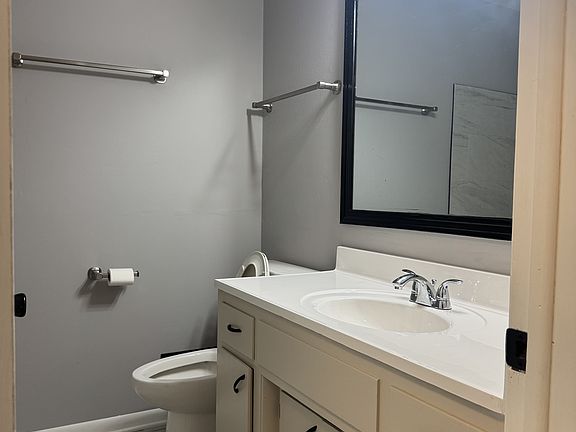 5th image of 4810-14 N 105th St