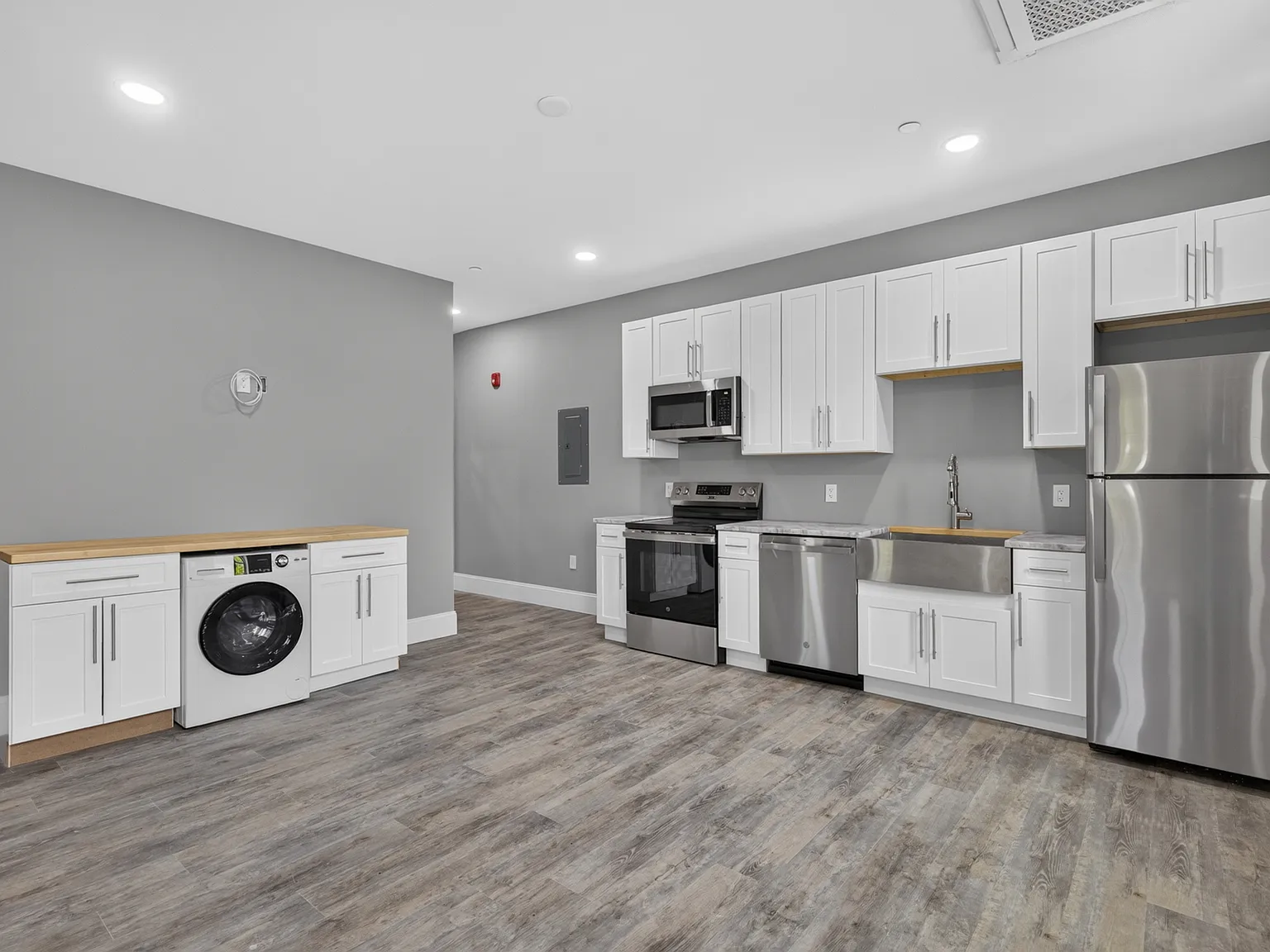 2 bed, $1,995 — Photo 3