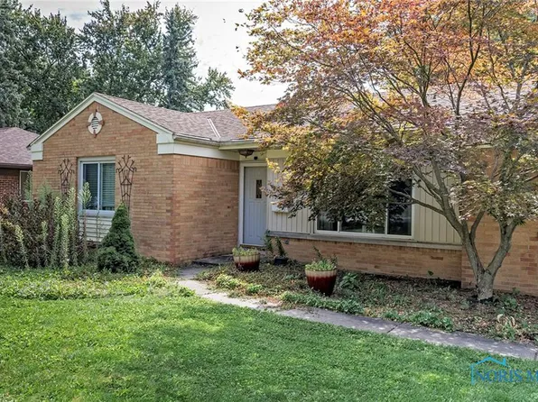 2328 Green Valley Dr, Toledo, OH 43614