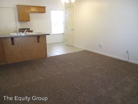 3rd image of 1311 S Crowe St APT C