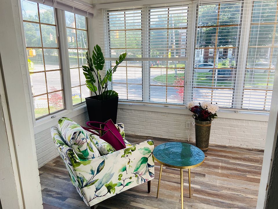 4 season sunroom/den great as an office, art room, guest room or a sitting area for your morning coffee