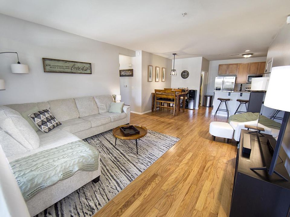 1st image of 2955 West Drexel AVENUE #408