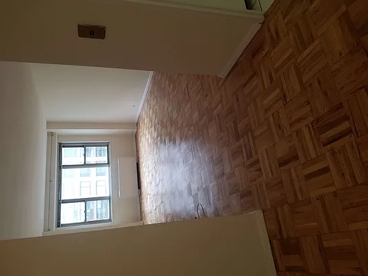 Rented by Luxury Habitat | media 22