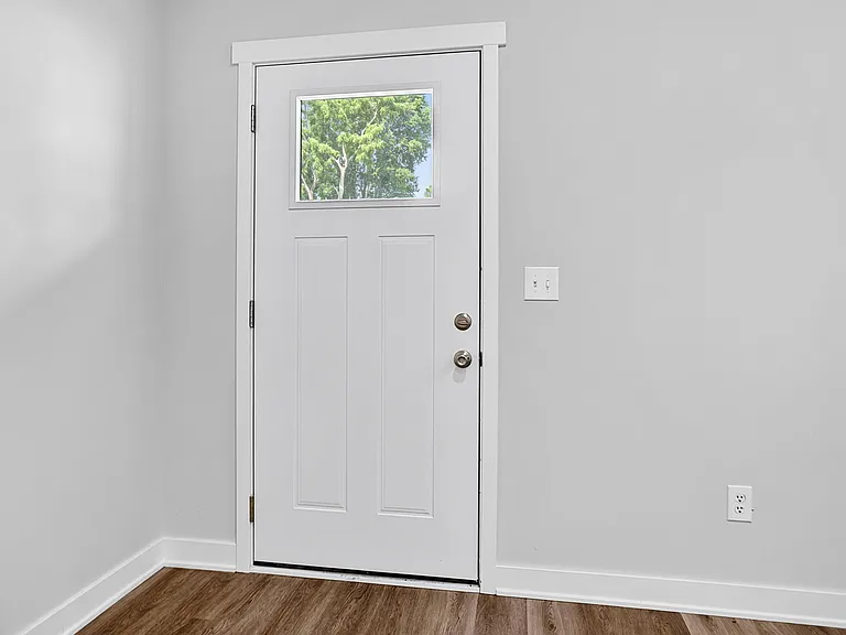 3953 Unit A (lower level)