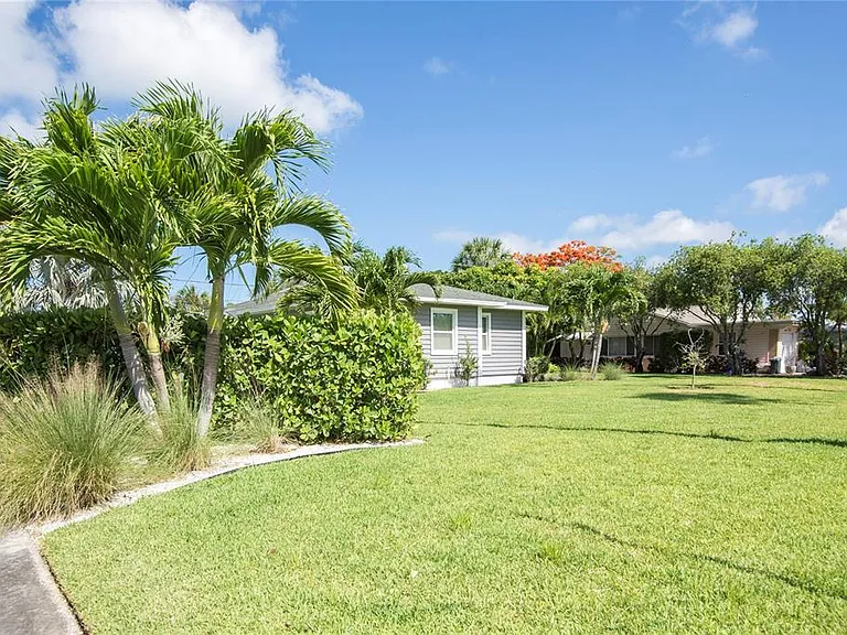 3200 W De Bazan Ave — Photo 31
