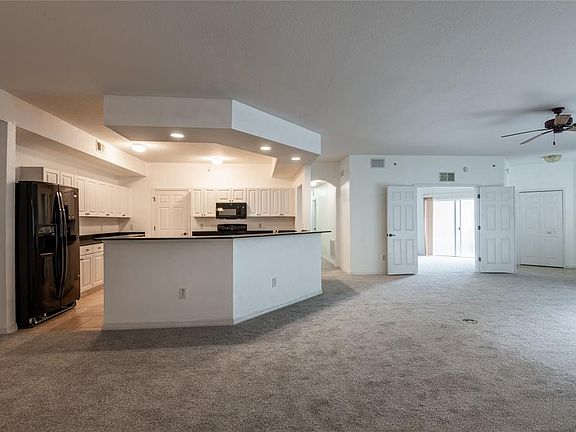 5th image of 21019 SUNPOINT WAY #102