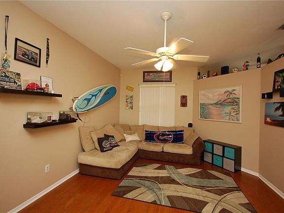 2nd image of 3715 Hollow Wood Dr