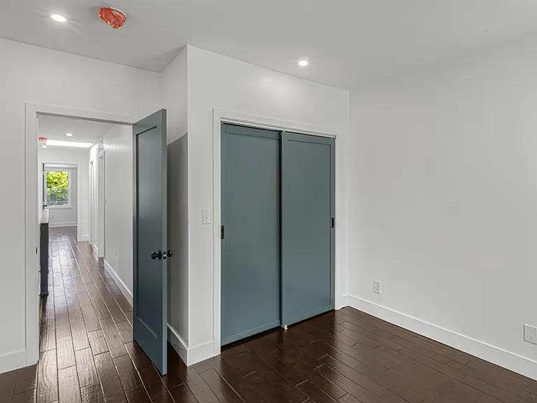 325 W Lorraine Ave — Photo 15