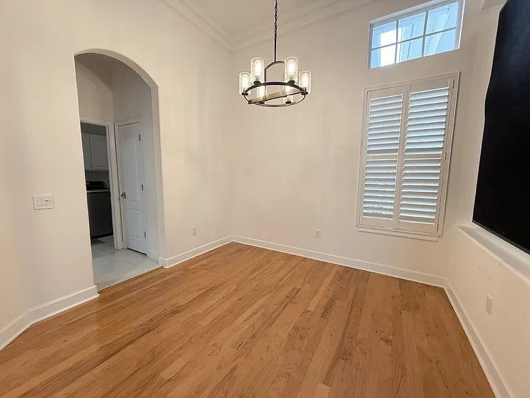 11349 Wedgemere Dr — Photo 16